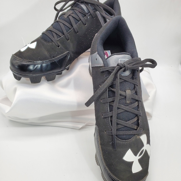under armour shoes size 2